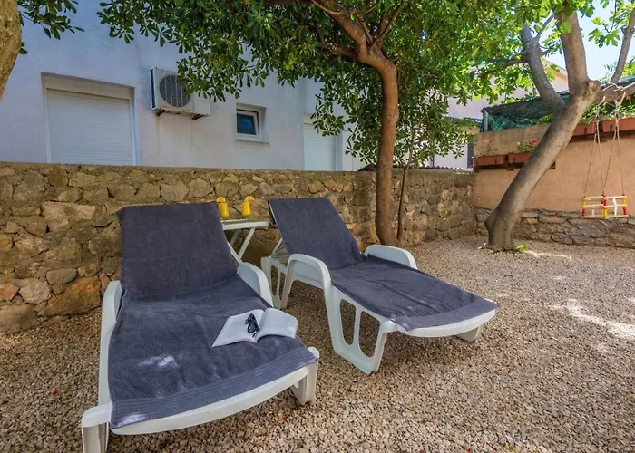 Bobeta 5 By Interhome *